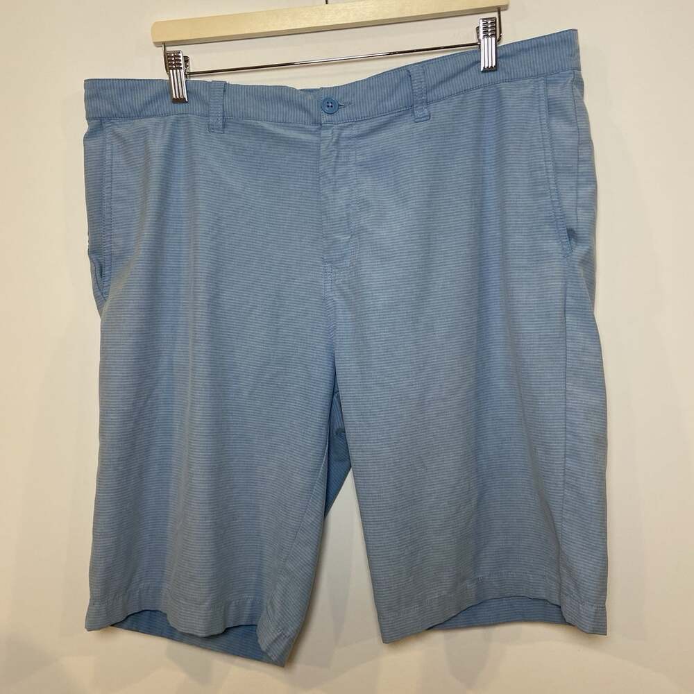 Travis Mathew Shorts Golf Blue Size 40